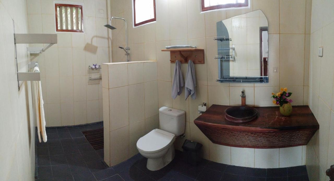 New Raya - Nias Beach Bungalows Lagudri Eksteriør bilde