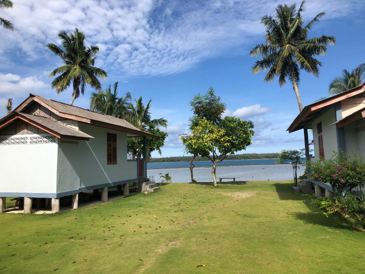 New Raya - Nias Beach Bungalows Lagudri Eksteriør bilde